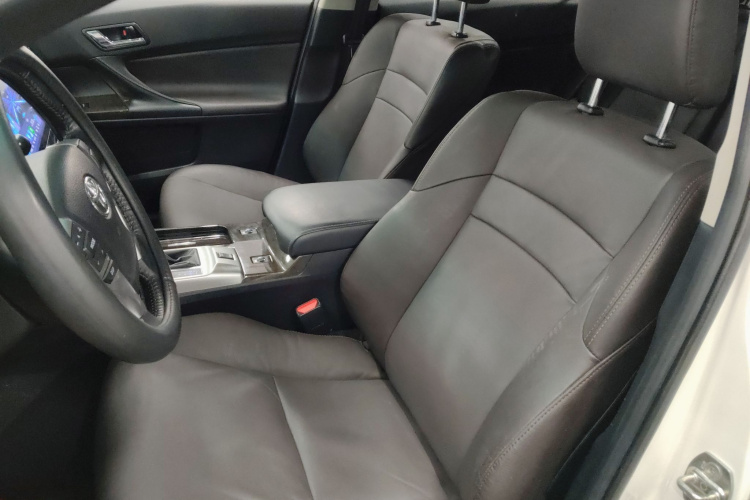 丰田 锐志 2013款 2.5V 菁锐版局部细节19