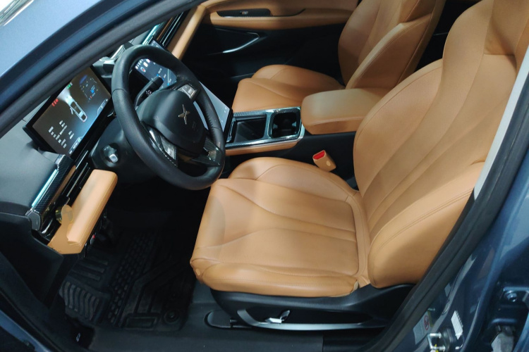 小鹏P5 2022款 460E+中控内饰19