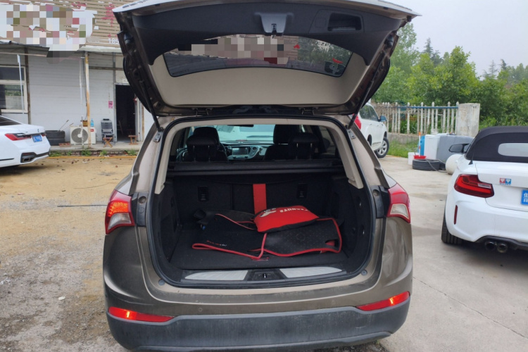 别克 昂科威 2019款 20T 两驱领先型 国VI中控内饰23