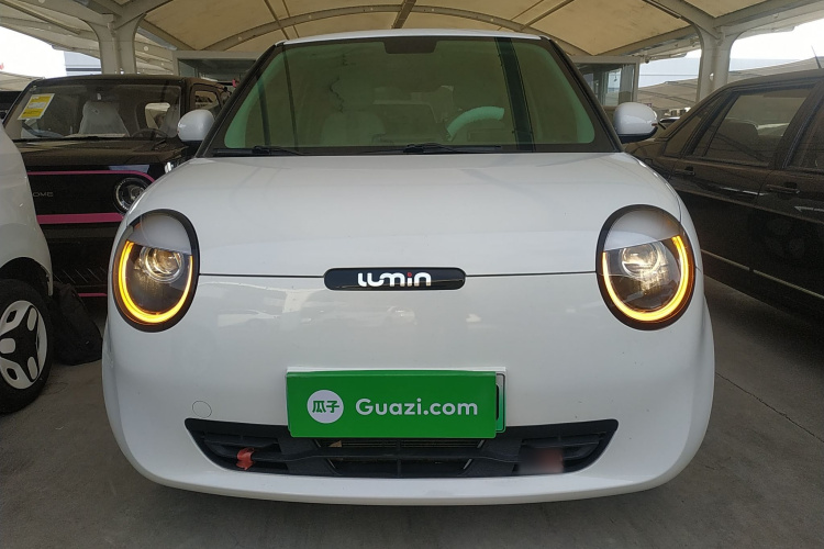 长安启源 长安Lumin 2022款 155km 清甜款车身外观2