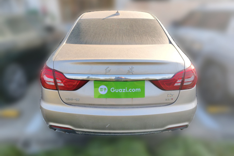 红旗H7 2019款 2.0T 旗舰版车身外观6