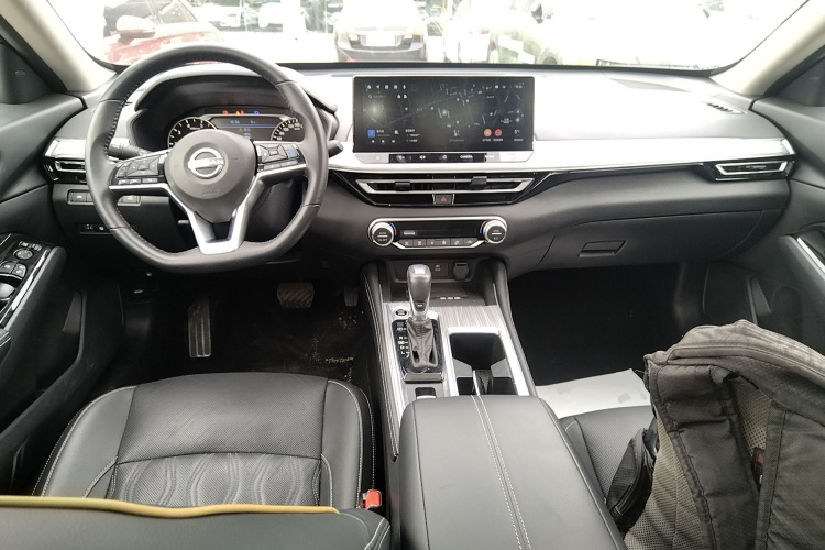 日产 天籁 2022款 2.0T XL 进享版中控内饰12