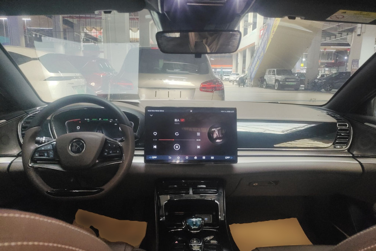 比亚迪 汉 2021款 EV 标准续航版豪华型中控内饰12