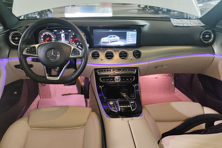 奔驰E级 2017款 E 200 运动型 4MATIC中控内饰7002