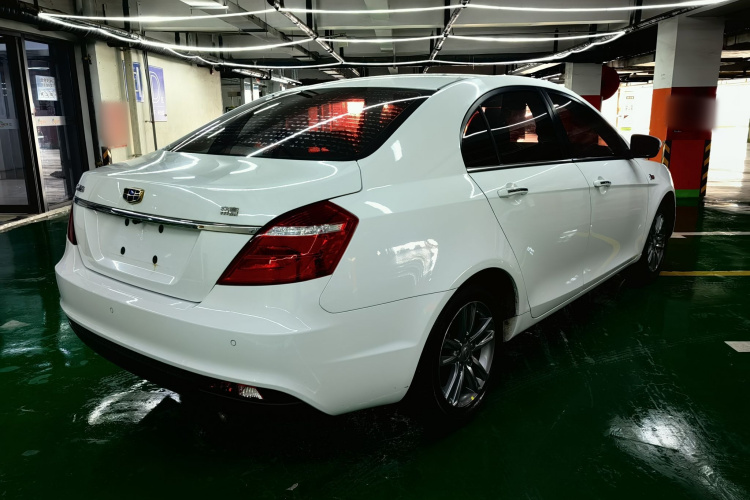 吉利汽车 帝豪 2017款 三厢百万款 1.5L CVT向上版车身外观6004