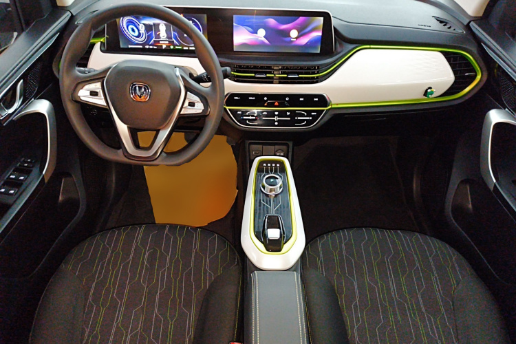 长安欧尚 奔奔E-Star 2020款 心悦版 三元锂中控内饰12