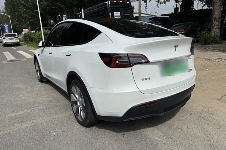 特斯拉 Model Y 2022款 改款 长续航全轮驱动版车身外观6002
