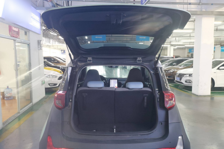 奇瑞新能源 小蚂蚁 2022款 甜粉款 全糖版 三元锂 30kW 301km局部细节23