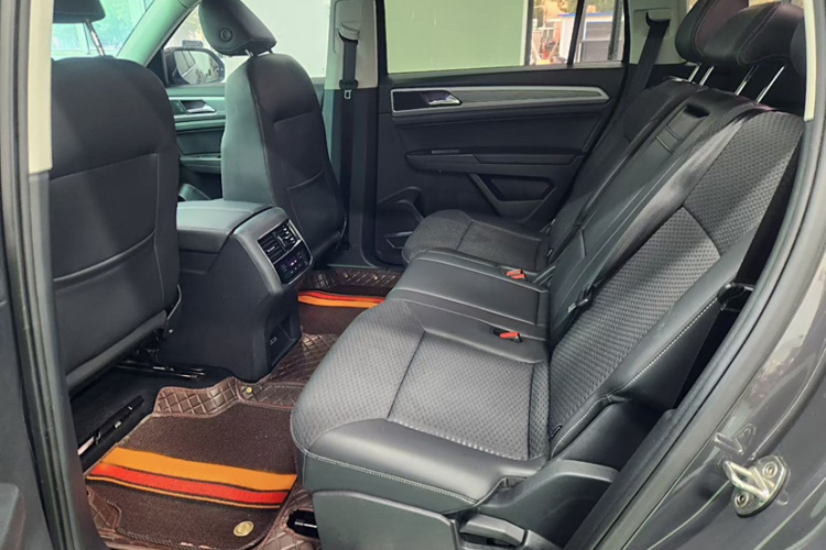 大众 途昂 2017款 380TSI 四驱舒适版中控内饰7003