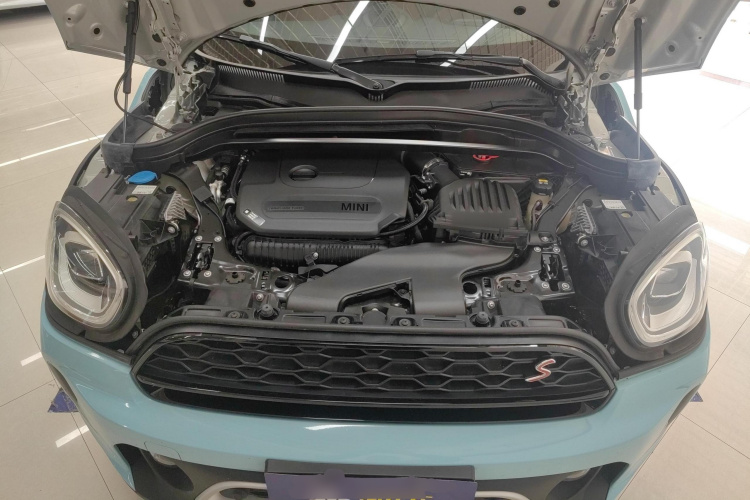 MINI Countryman 2022款 改款 2.0T COOPER S机舱底盘24