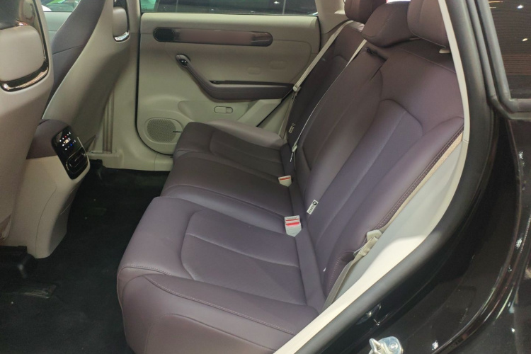 零跑汽车 零跑C11 2023款 增程 285智享版中控内饰7004