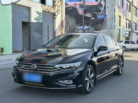 大众 迈腾 2023款 200万辆纪念版 330TSI DSG豪华型