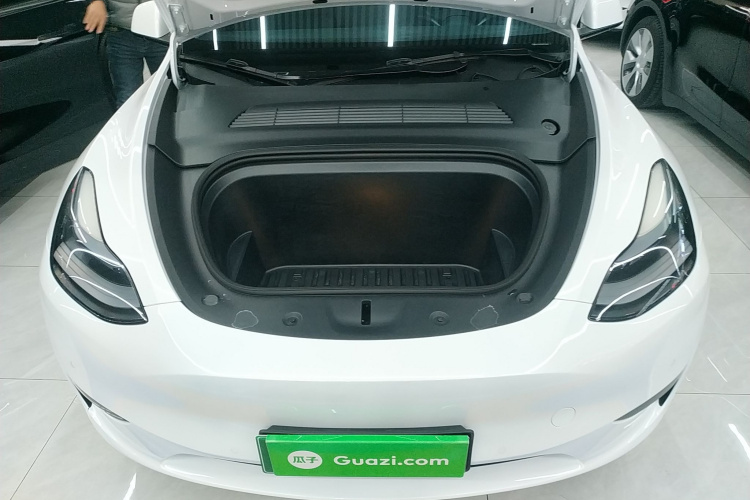 特斯拉 Model Y 2022款 改款 后轮驱动版机舱底盘24