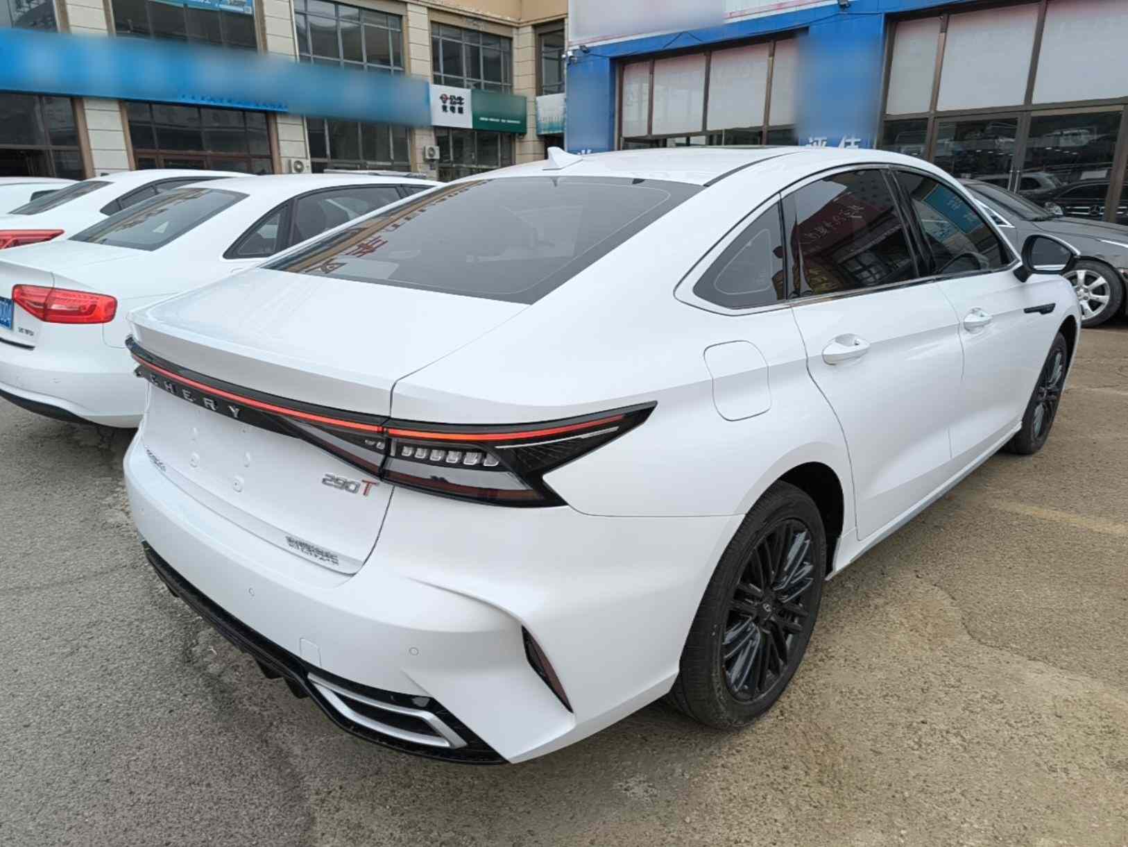 奇瑞 艾瑞泽8 2024款 1.6T DCT 卓越版(5)