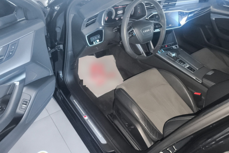 奥迪A6L 2020款 40 TFSI 豪华动感型中控内饰20