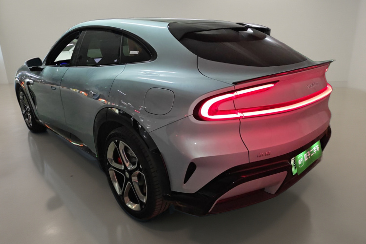 小米汽车 小米YU7 2025款 超长续航高性能四驱Max版车身外观5