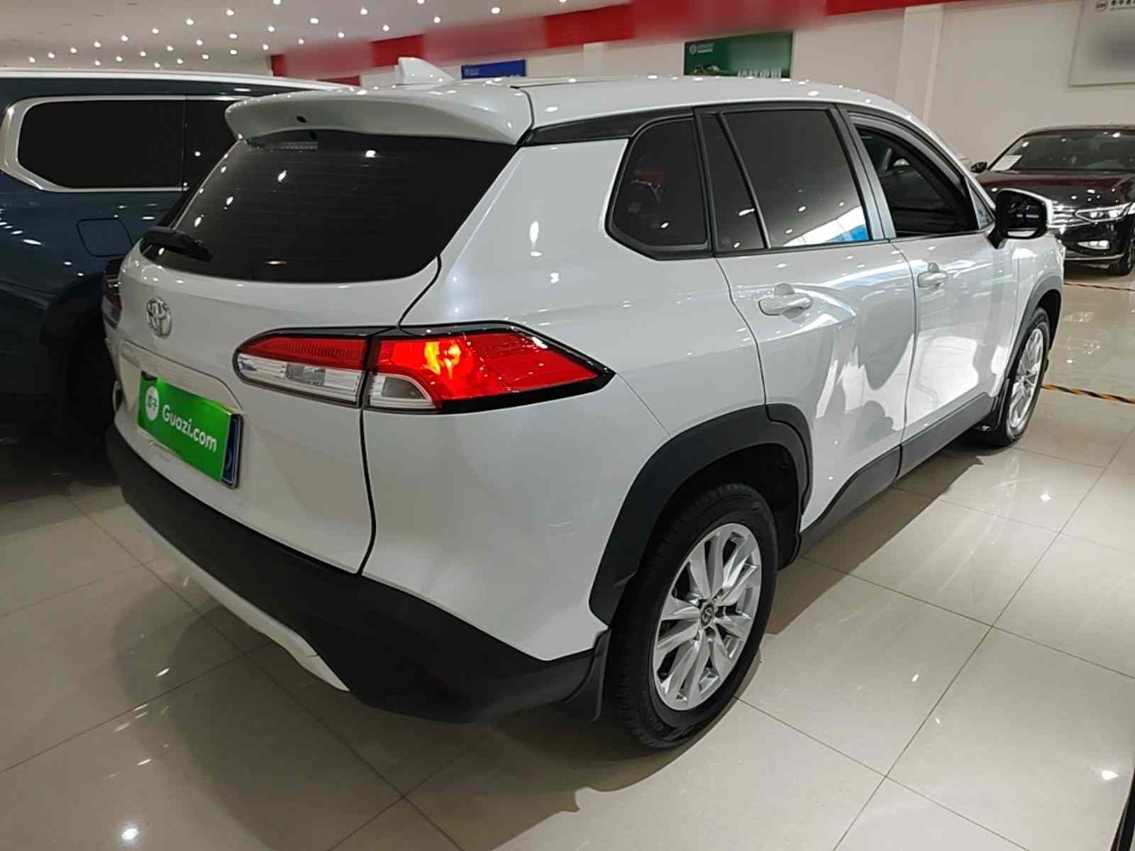 丰田 卡罗拉锐放 2023款 2.0L 先锋版(5)