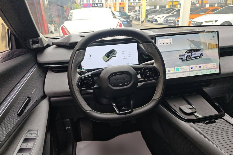 领克08 EM-P 2025款 220km 四驱性能Halo局部细节13