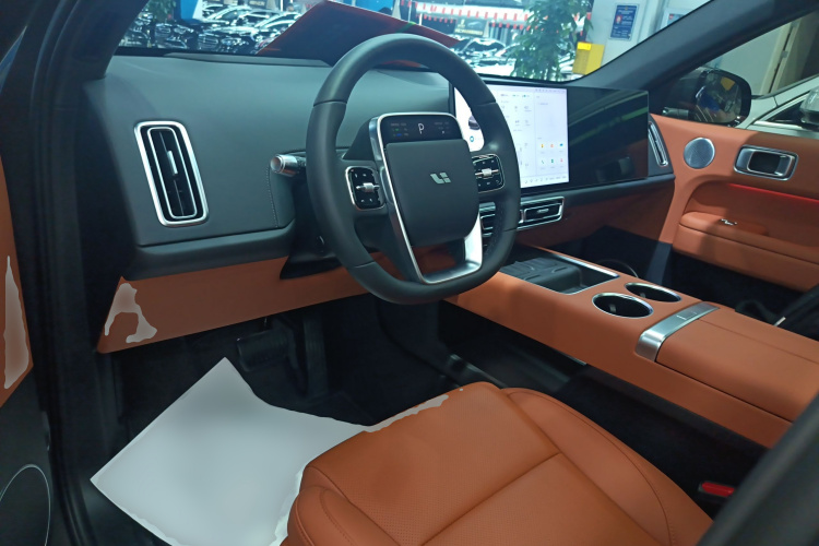 理想汽车 理想L6 2024款 Max中控内饰12