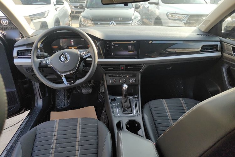 大众 朗逸 2022款 280TSI DSG舒适版中控内饰7002