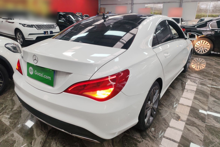 奔驰CLA 2018款 CLA 200 动感型车身外观7