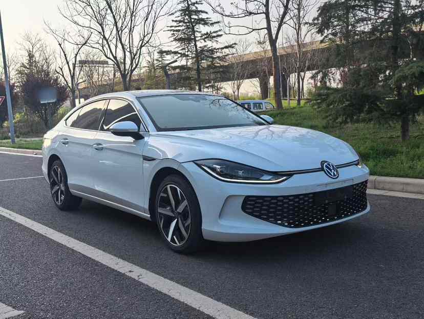 大众 2024款 凌渡L 280TSI DSG酷辣版(3)