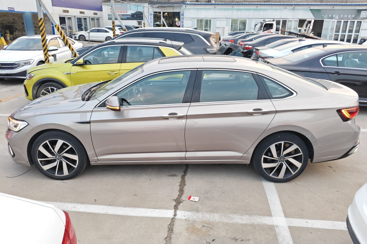 大众 速腾 2023款 300TSI DSG卓越版车身外观6003