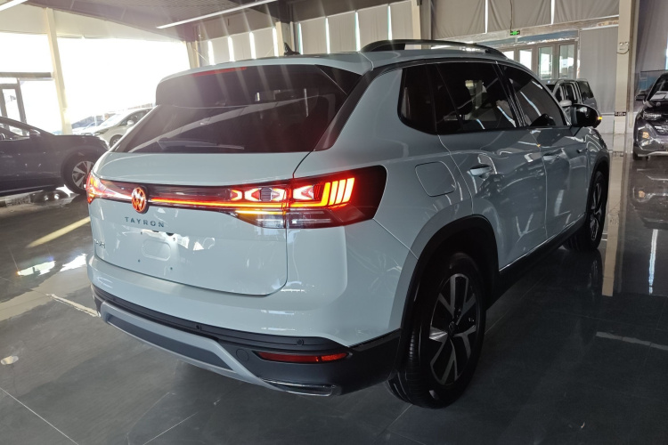 大众 探岳 2023款 330TSI 两驱豪华Plus进阶版车身外观7