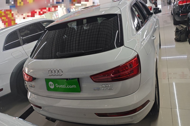 奥迪Q3 2018款 30周年年型 35 TFSI 时尚型车身外观6