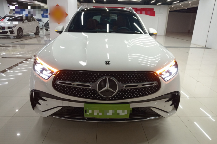 奔驰GLC 2024款 GLC 300 L 4MATIC 豪华型 5座车身外观2