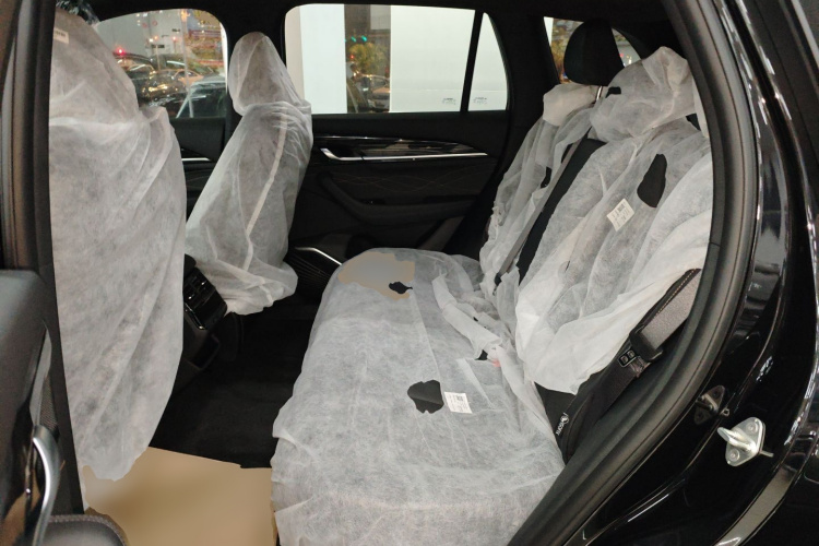 吉利汽车 星越L 2024款 2.0TD DCT EVO两驱长风版中控内饰7004