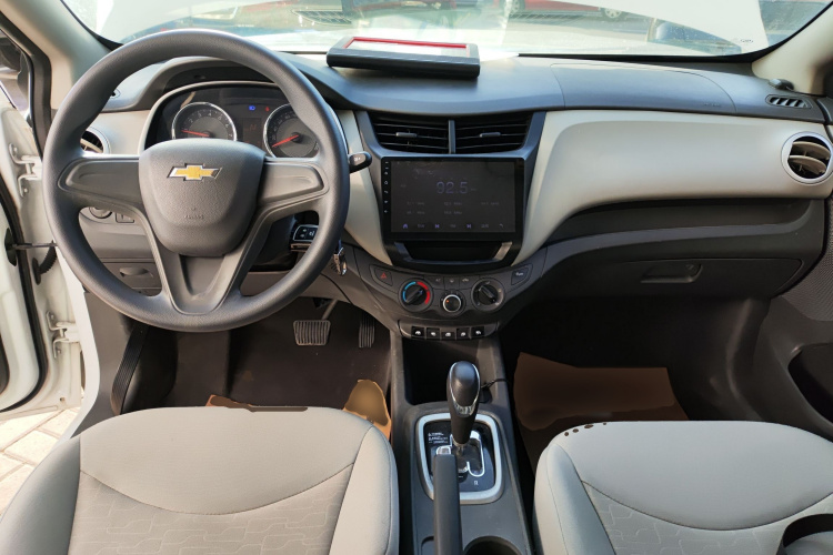 雪佛兰 2018款 赛欧3 1.3L AMT理想版中控内饰7002