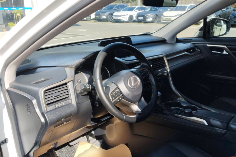 雷克萨斯RX 2016款 300 四驱典雅版 国V中控内饰12