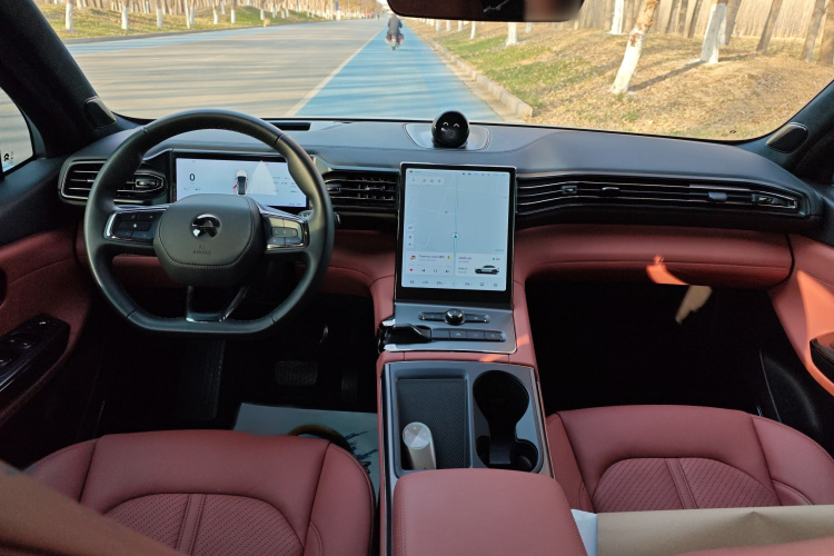 蔚来EC6 2020款 605KM 运动版中控内饰7003