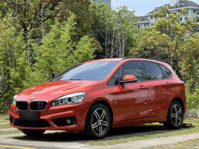 宝马2系旅行车 2016款 218i 运动设计套装