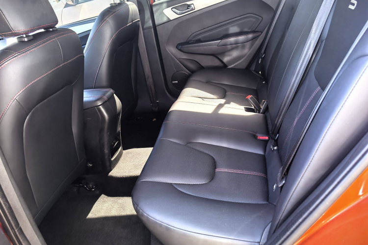 奇瑞 艾瑞泽5 2018款 1.5L 手动致敬青春版中控内饰7006