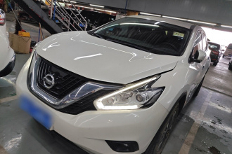 日产 楼兰 2021款 2.5L XE 两驱精英版