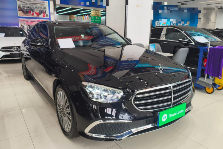 奔驰E级 2023款 E 300 L 时尚型车身外观3