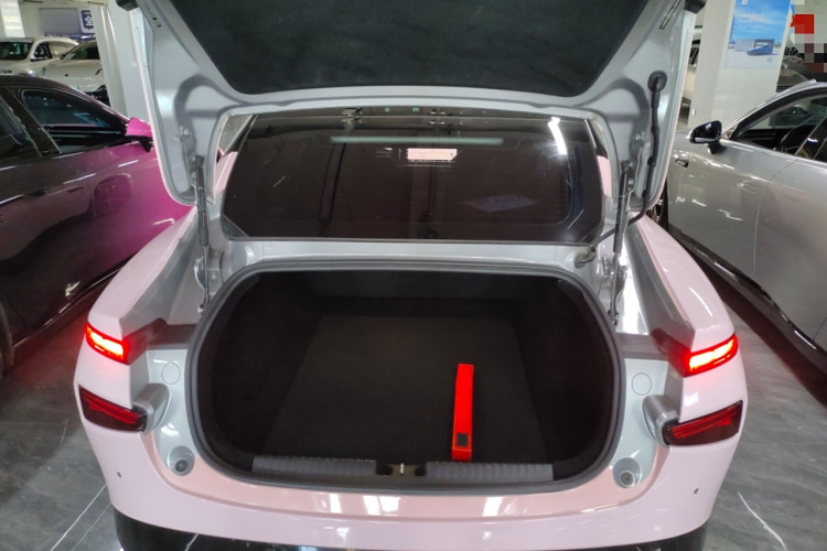 小鹏P7 2022款 480E局部细节23