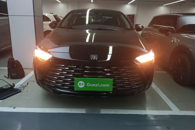 别克 君威 2024款 改款 28T 纵享版车身外观2