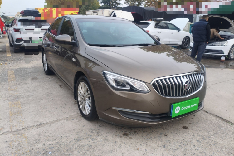 别克 英朗 2017款 15N 自动精英型车身外观3