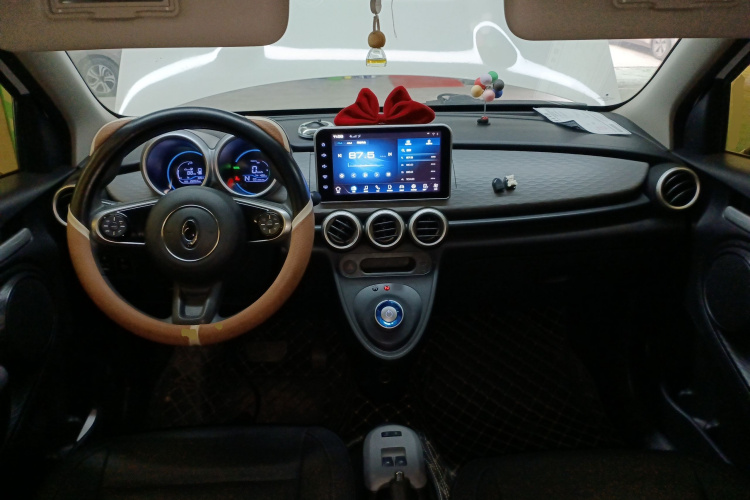 欧拉黑猫 2021款 351km 标准型中控内饰12