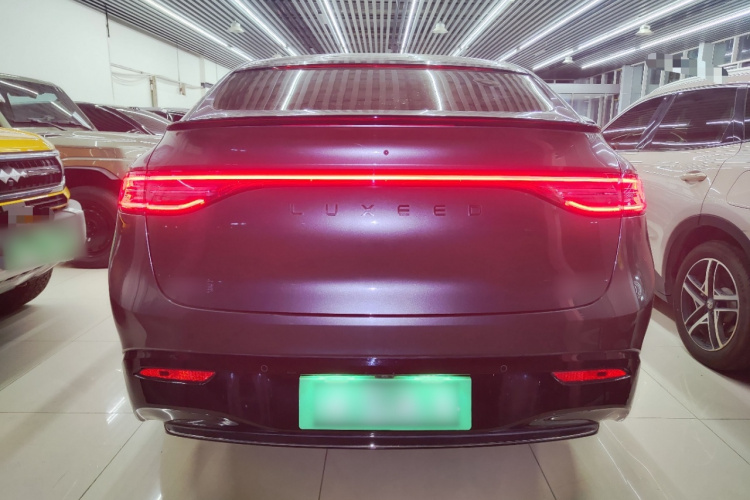 鸿蒙智行 智界R7 2024款 纯电 736km UItra车身外观6