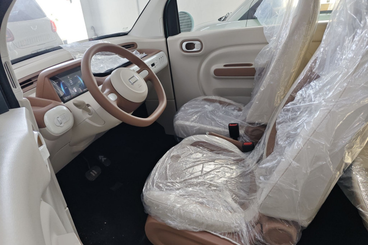 奔腾小马 2026款 222km 炫彩马局部细节19