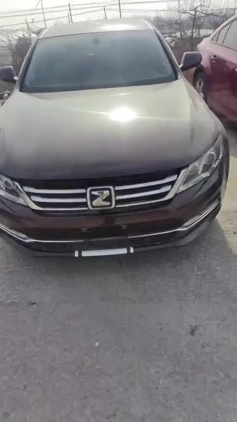 众泰Z700 2016款 1.8T DCT尊贵型讲解2