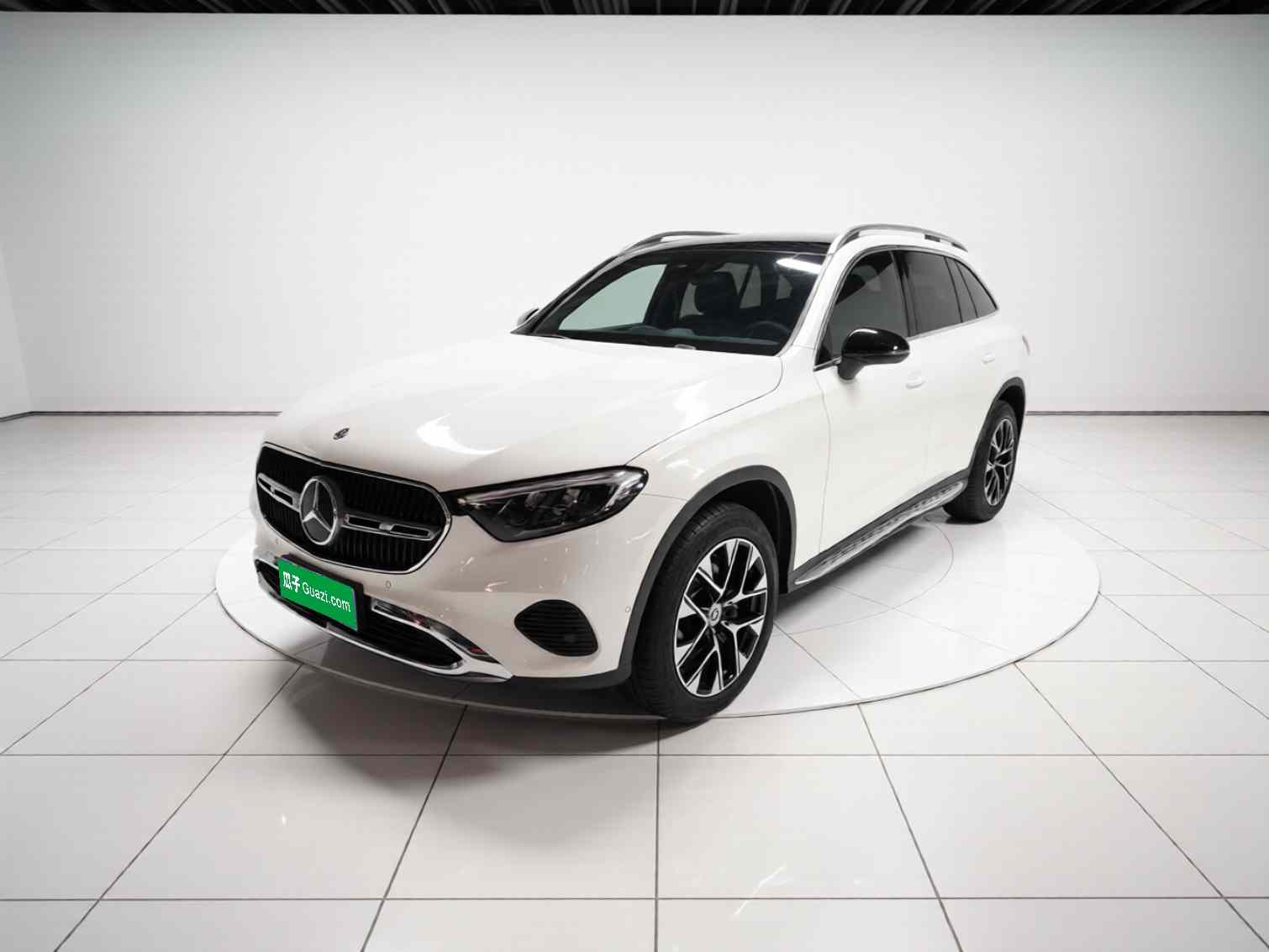 奔驰GLC 2023款 GLC 260 L 4MATIC 动感型 7座(2)