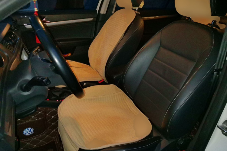 大众 朗逸 2017款 1.6L 自动舒适版中控内饰19