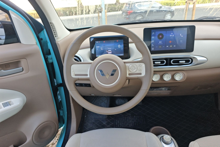 五菱汽车 宏光MINIEV 2025款 四门版 臻享款中控内饰13