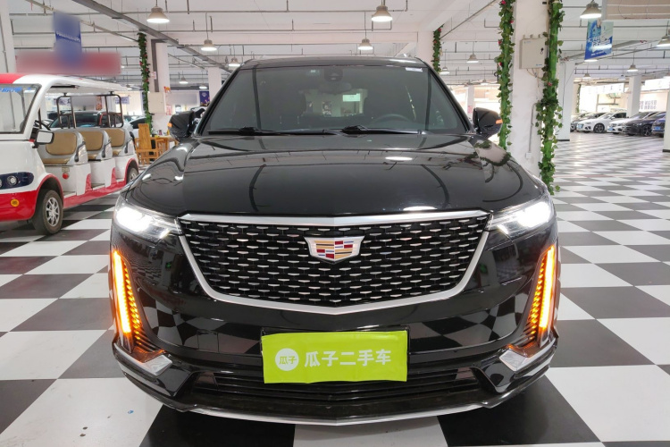 凯迪拉克XT6 2022款 2.0T 六座四驱风尚型车身外观2