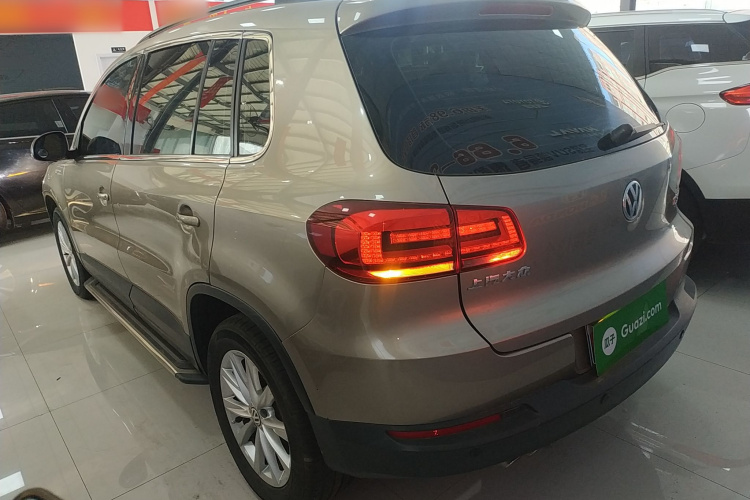 大众 途观 2016款 300TSI 自动两驱舒适版车身外观6004